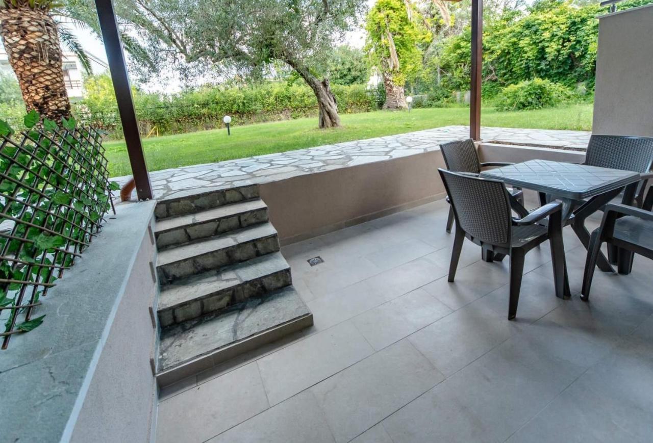 Villa Diamantis Apartments Hanioti Zewnętrze zdjęcie