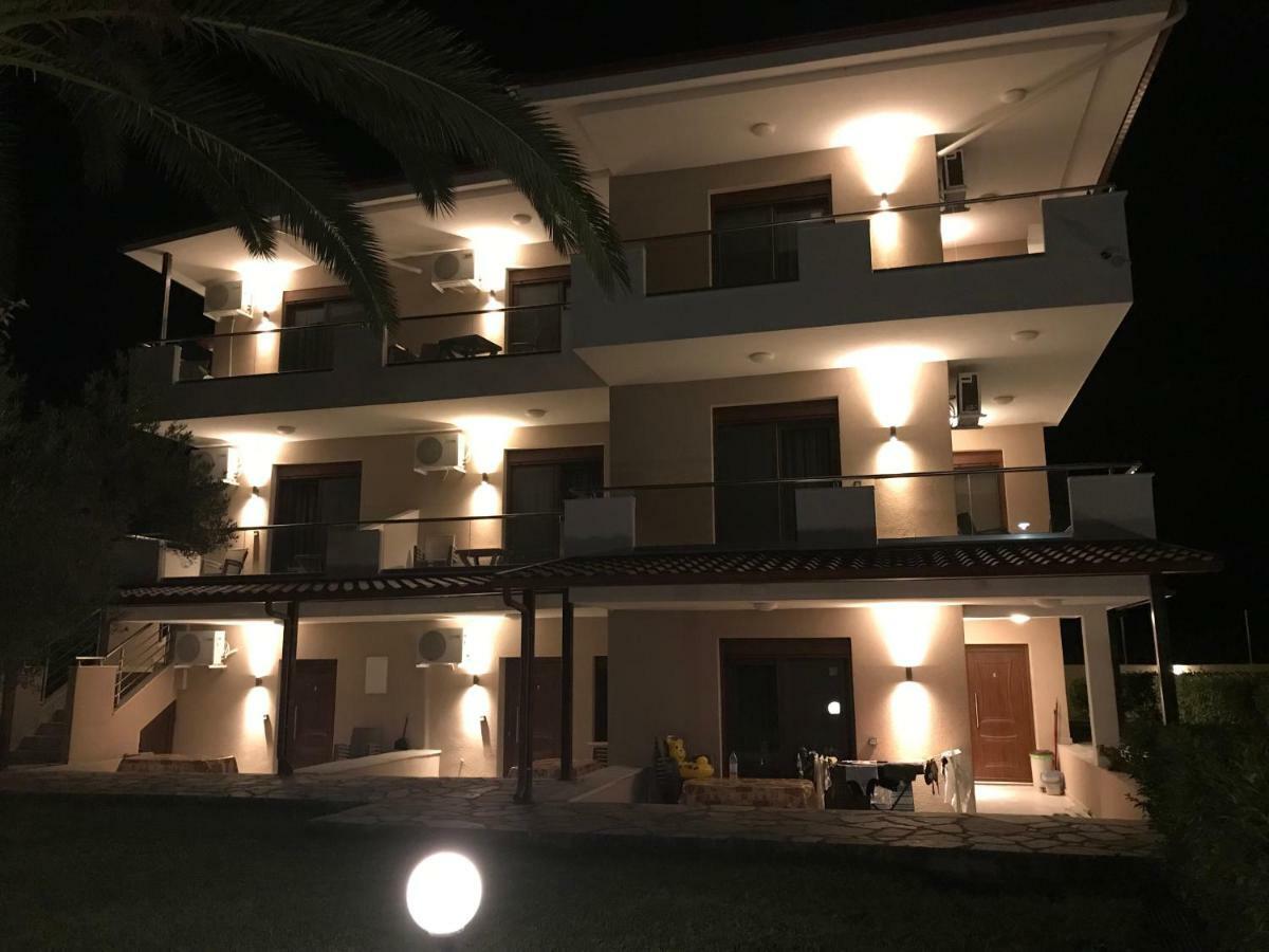 Villa Diamantis Apartments Hanioti Zewnętrze zdjęcie